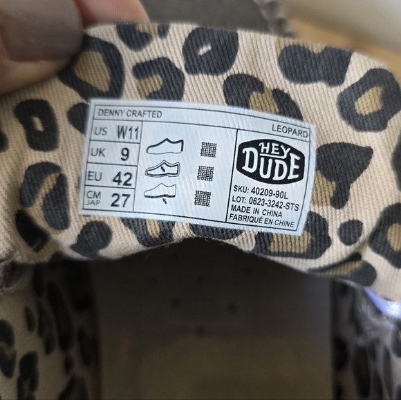 Hey Dude Women’s Britt L Leopard High-Top Shoes Brown Linen Size 11 New, No Box - Picture 6 of 6
